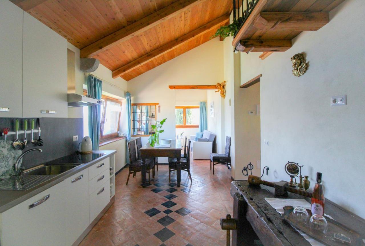 Residenza Castellum Apartamento Stazzona Exterior foto